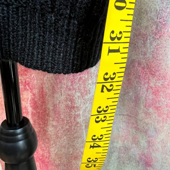 📌Pink Rose Knitted Short Sleeves Mini Dress with Turtleneck - Picture 7 of 13